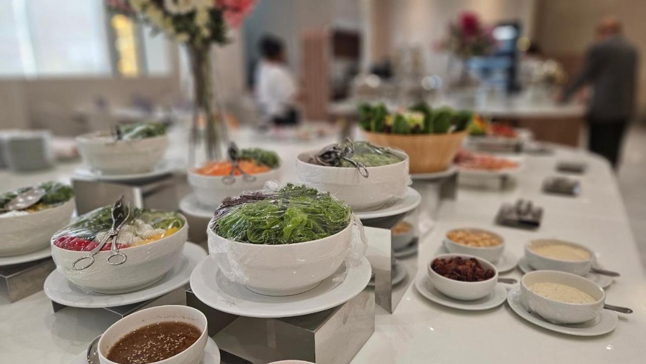 The Four Wings Hotel בנגקוק מראה חיצוני תמונה